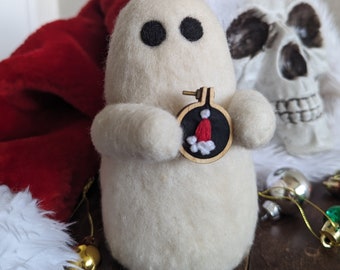 Christmas Embroidery Ghosts| Holiday Decorations | Spooky Cute Ghosts