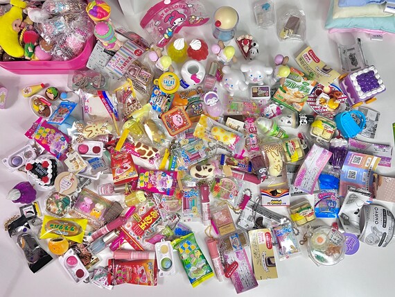 Trinket Scoop Mystery Bag | 3 PIECES  ( Japanese Gachapon ) *NEW LISTING*