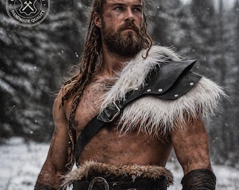 Wikinger Pauldron Leder schwarz mit Island Schafs Fell in white. Barbaren, Larp, Lederrüstung, Rievocazione.