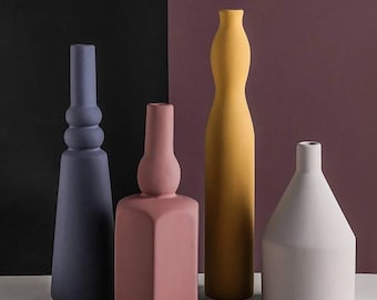 Geometric Minimalist Morandi Ceramic Vase | Organic Warm Aesthetics | Flower Arrangement Decor | Handmade Nordic Craftsmanship