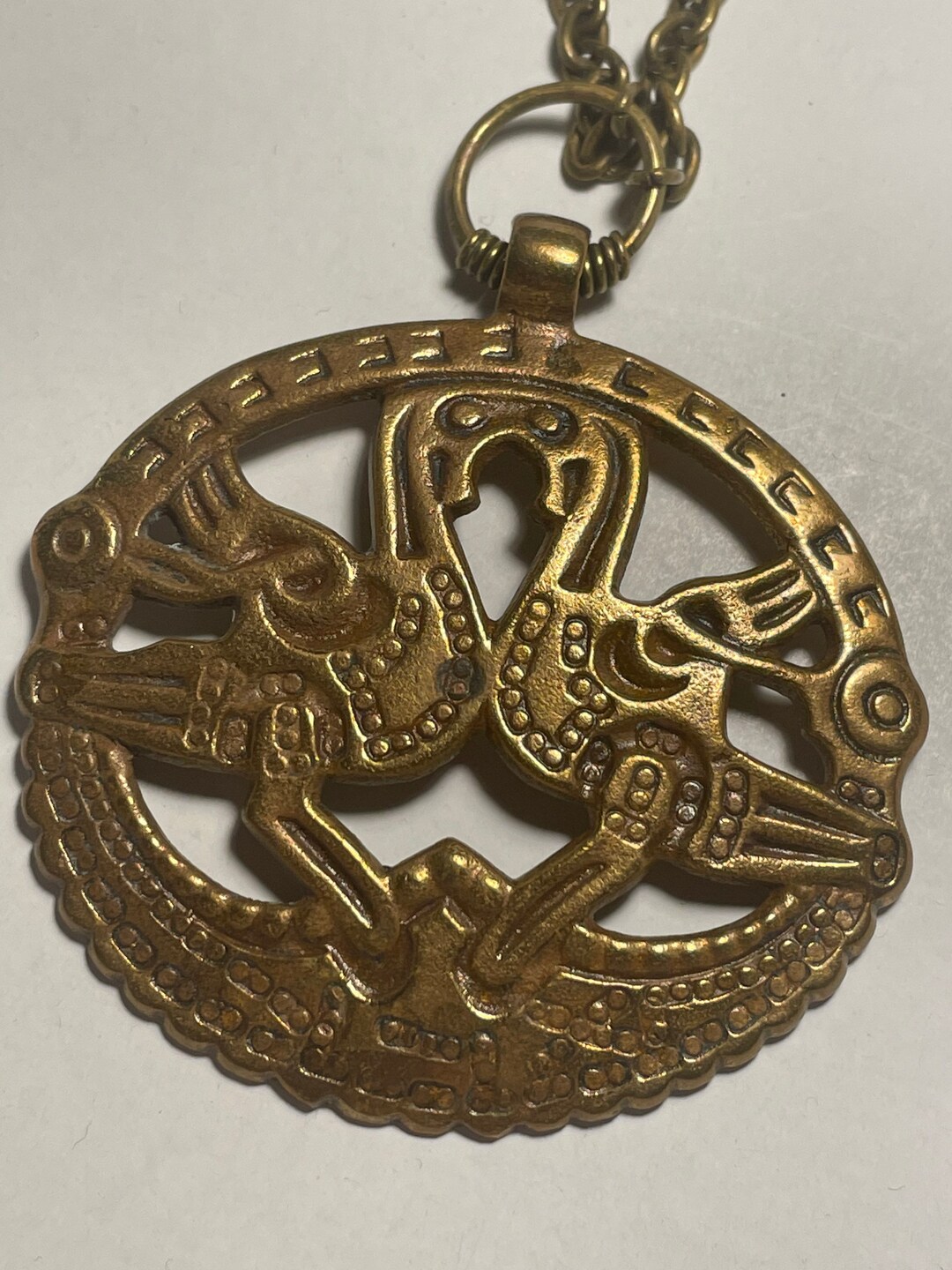 Collier Vintage Signé Kalevala Koru Finlande - Motif Symboles Birds, Métal Doré, Occasion Excellent état