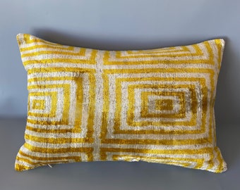 Handwoven Rectangle Ikat Silk Velvet Cushion Cover 16”x24” (40x60 cm)