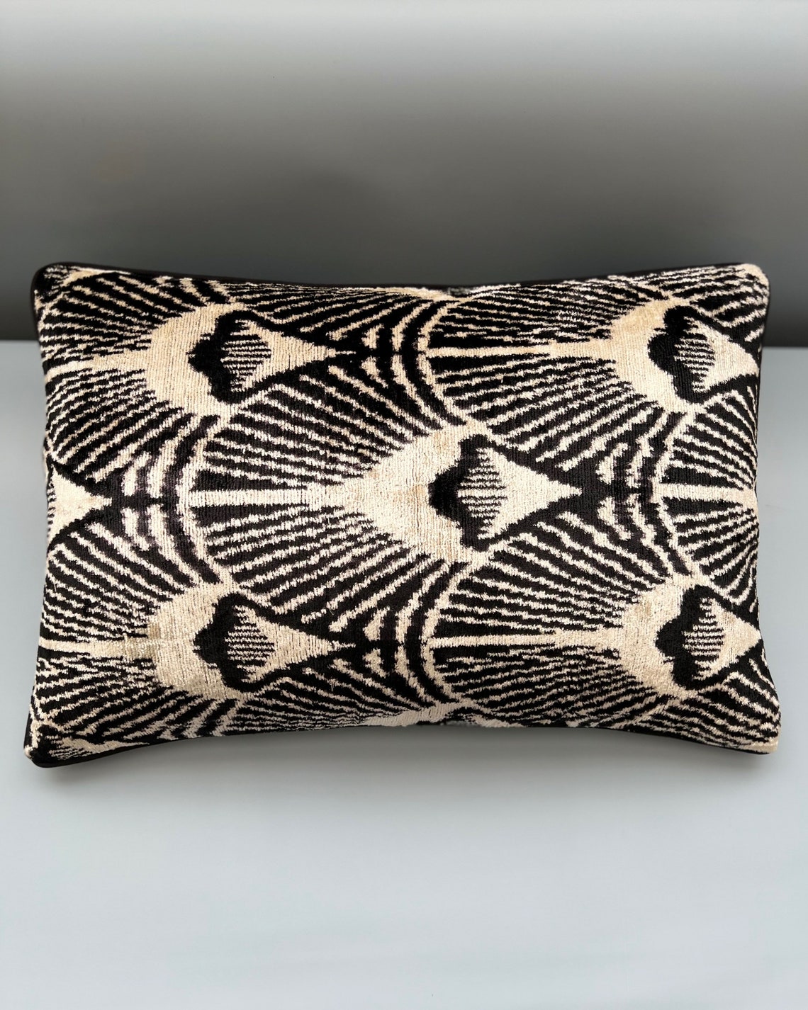Cover Silk Velvet Ikat / Organic Linen 40x40cm VL041