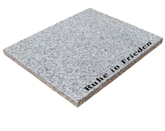 Placa de granito 60x50x3 cm gris con grabado urna lápida