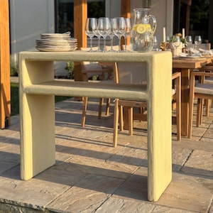 Luno grote console, microbetonstructuur