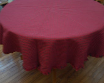 Round Table Cloth/Cranberry/Hunter Green/63 inches/Mountain Weave/Cotton/Vermont/USA/Before 2024