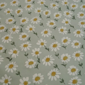 Daisy Fabric/Organic Cotton/Made in Portugal/46 Inches Wide/2 Yards/Sold by the Yard