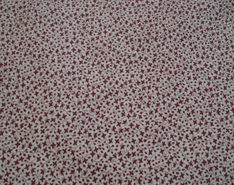 Cotton Print Fabric/Fabric Finders/100% Cotton/Quilting Fabric/DESENHO 08880/Retired/59 Inches in Length