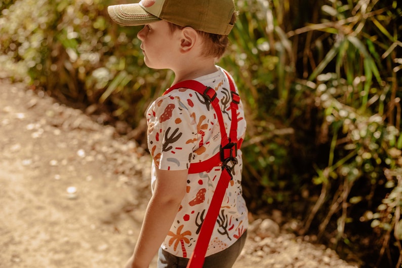 MiniMax, the walking harness that grow with your child image 2