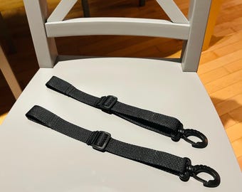 accessories : Chair straps (no harness included)