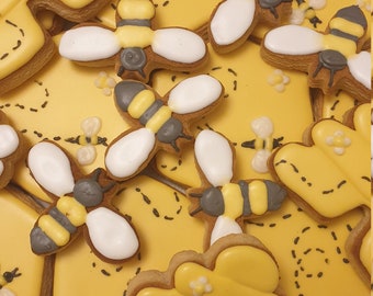 Bee biscuits, bee cookies, party favour, birthday gift,decorated biscuits