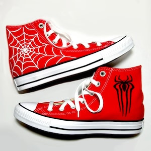 Spider-Man: op maat gemaakte Converse