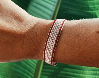 Mexican Huichol Beaded Bracelet | Handmade Bracelet | Artisanal Bracelet | Mexican Design | colorful bracelet | ruby gem | coral gem | gold