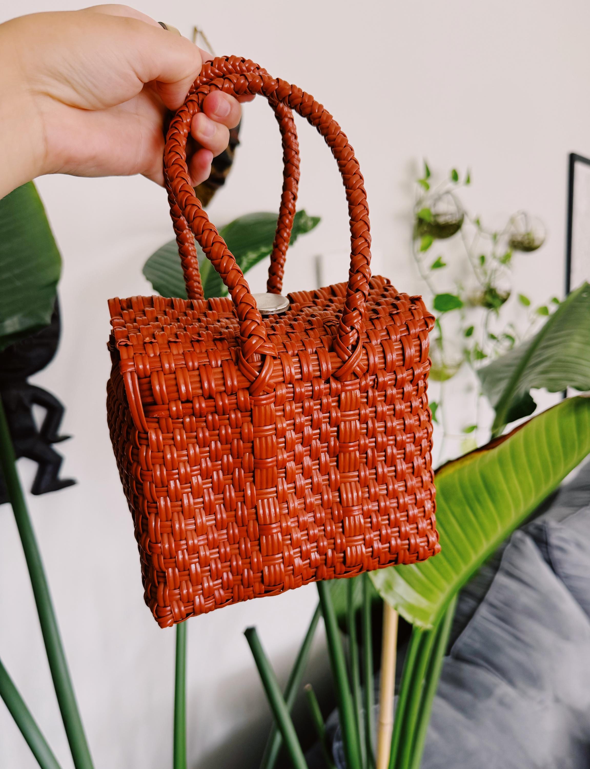 Woven Plastic Mexican Tote Boho Chic Market Bag (5x7 in)