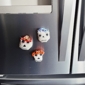 Halloween Day of the Dead Sugar Skull Catrina Decor | Calavera Magnet | Halloween Party | Mexican Sugar Skull Ornament | Halloween Decor