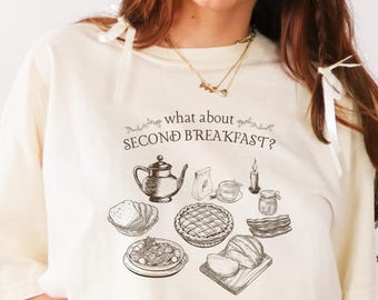 Andra frukosten Hobbitcore Comfort Colors-skjorta, Frodo och Sam bokälskare, bokklubbsläsningsskjorta, unisex