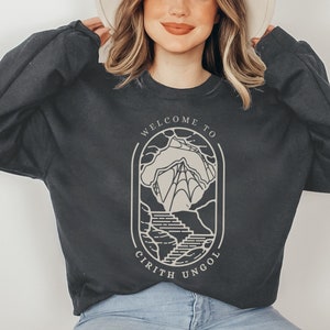 Cirith Ungol Spider Unisex Sweatshirt, Lord of the Shire, Hobbitcore, Fantasy Book Lover GIft JRR Tolkien, Middle Earth Fellowship Geek Gift