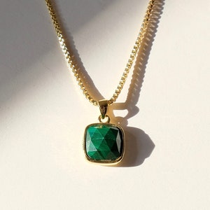 Malachite Dainty Necklace | Square Malachite Pendant Necklace | Crystal Necklace | Gold Box Chain Necklace | Healing | gift | SVNBEAMX