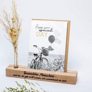 Personalisierte Fotoleiste mit Vase | stilvolle Wohndeko | Geschenk | Trockenblumen | Kartenhalter | Bilderleiste aus Holz |   #048