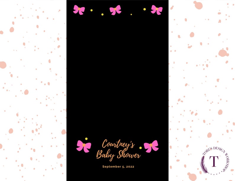 Puede incluir: Un fondo de cabina de fotos para baby shower imprimible en blanco y negro con lazos rosas y puntos dorados. El texto dice "Baby Shower de Courtney 5 de septiembre de 2022".