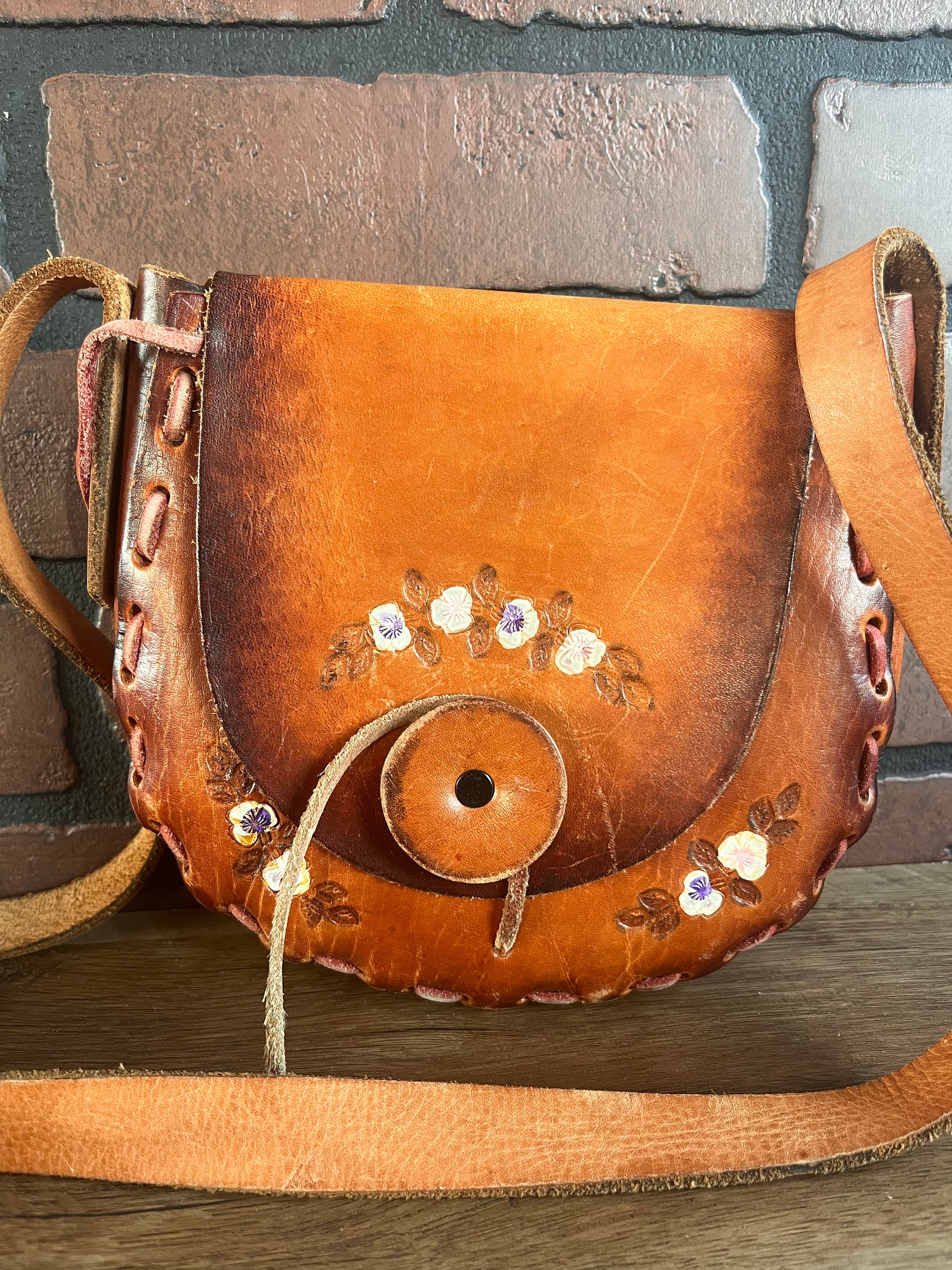 70s Leather Purse - Etsy Canada