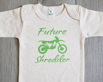 Toekomstige Shredder crossmotor baby bodysuit, crossmotor jongen, crossmotor meisje, baby shower cadeau, motorcross baby, maat 3-6 maanden