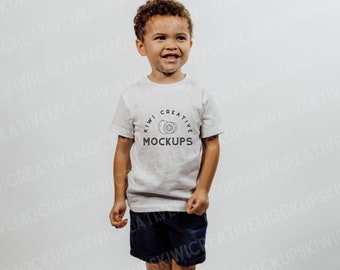 Bella Canvas 3001T キッズTシャツ モックアップ：ホワイト幼児用Tシャツ（デジタルダウンロード）