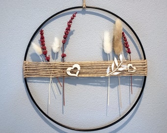 Modern door wreath with hearts and dried flowers, flower hoop loop, metal ring, home accessory with hanger