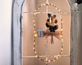 Illuminated decorative ring with dried flowers and LED fairy lights (warm white, timer, including batteries), for walls and windows