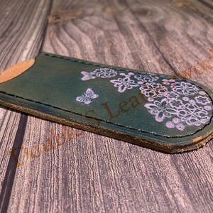 Funda de cuero para sartén de hierro fundido. ¡Solo el modelo! No es un producto terminado.