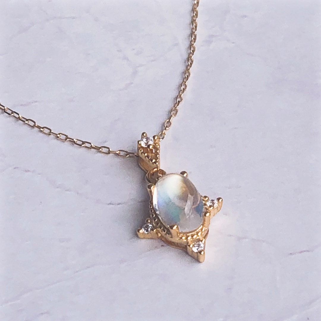 Maansteen ketting goud 14Kt maansteen ovale hanger blauwe Etsy Nederland