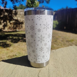 Personalized Engraved Yeti 20oz Tumbler Snowflake 360