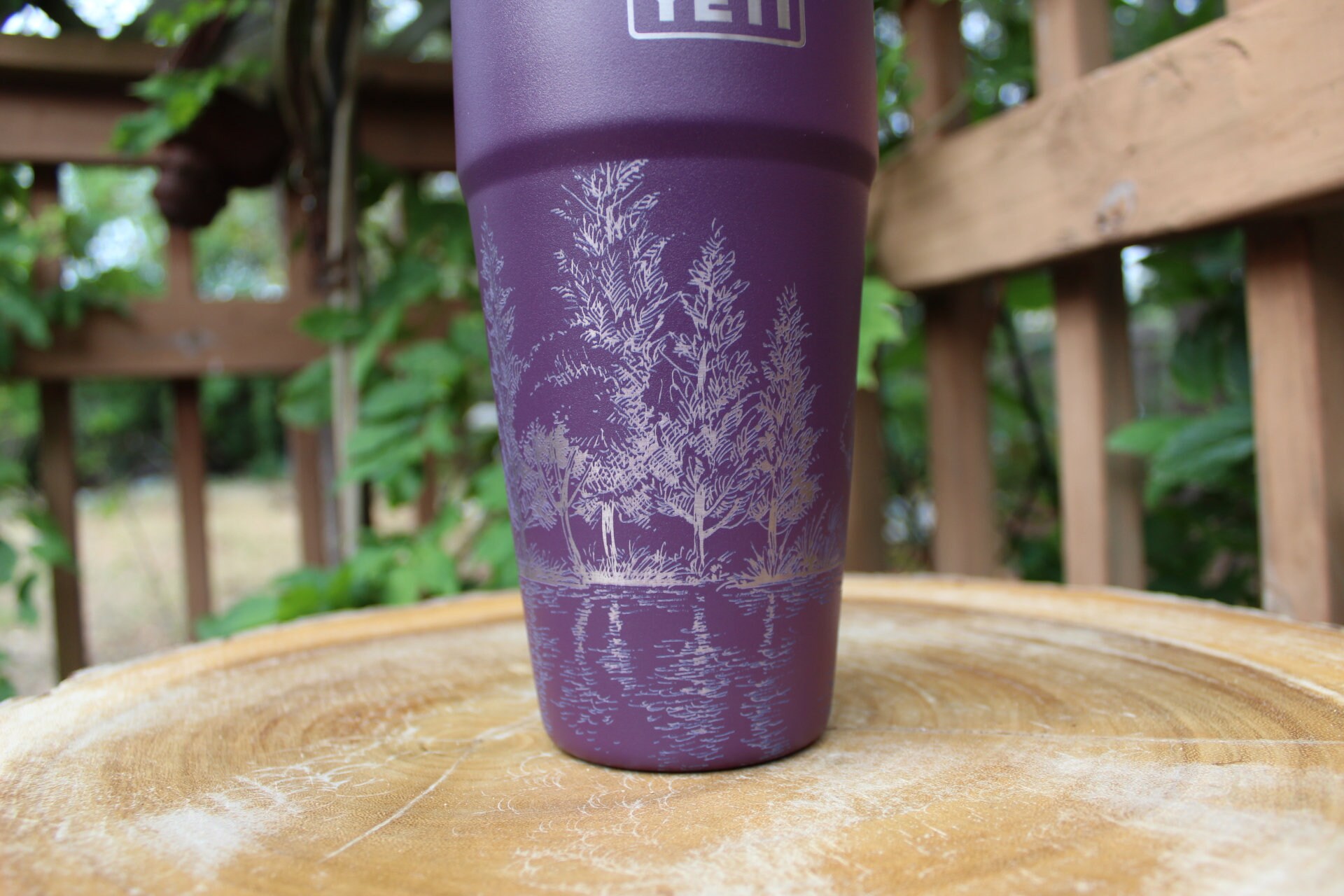 Yeti Mountain Rambler 36oz Water Bottle