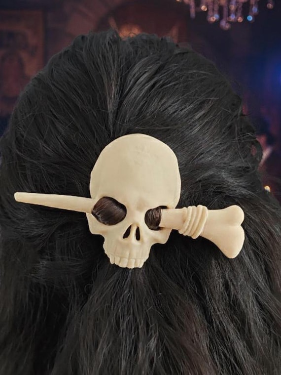 Skull Hair Stick Clip: Bone-look Gothic Punk Hair Accessory  display picture 1