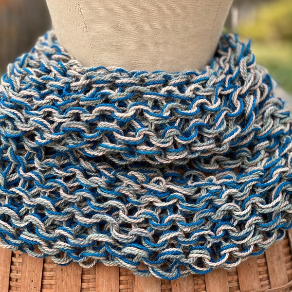 Hand-Knit Mobius Cowl