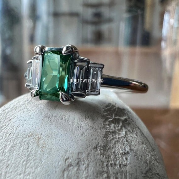 Dark green hotsell moissanite