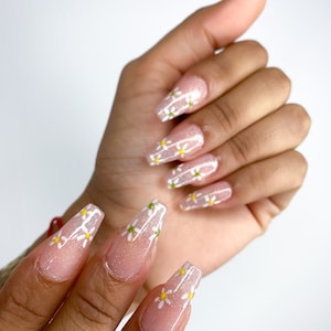 Press on nails