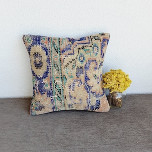 Bohemian Rug Pillow Rug Cushion Cover Rug Pillows Handmade Rug Pillow Cover 16 İnches Rug Pillow Case Vintage Home Decor Pillow