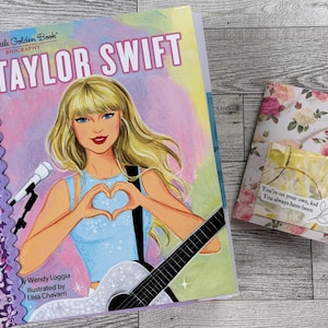Återvunnen handförändrad dagbok | Taylor Swift, Little Golden Book, unik bild 1