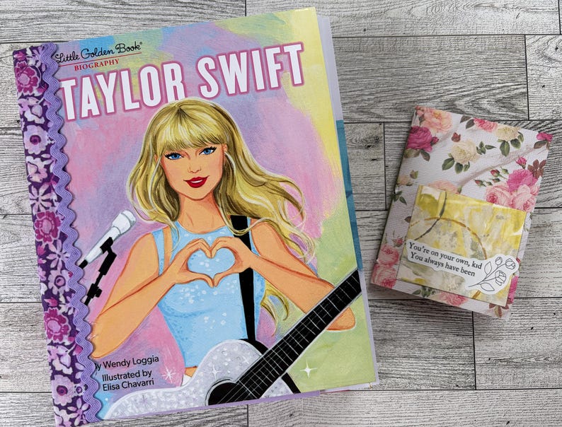 Återvunnen handförändrad dagbok | Taylor Swift, Little Golden Book, unik bild 1