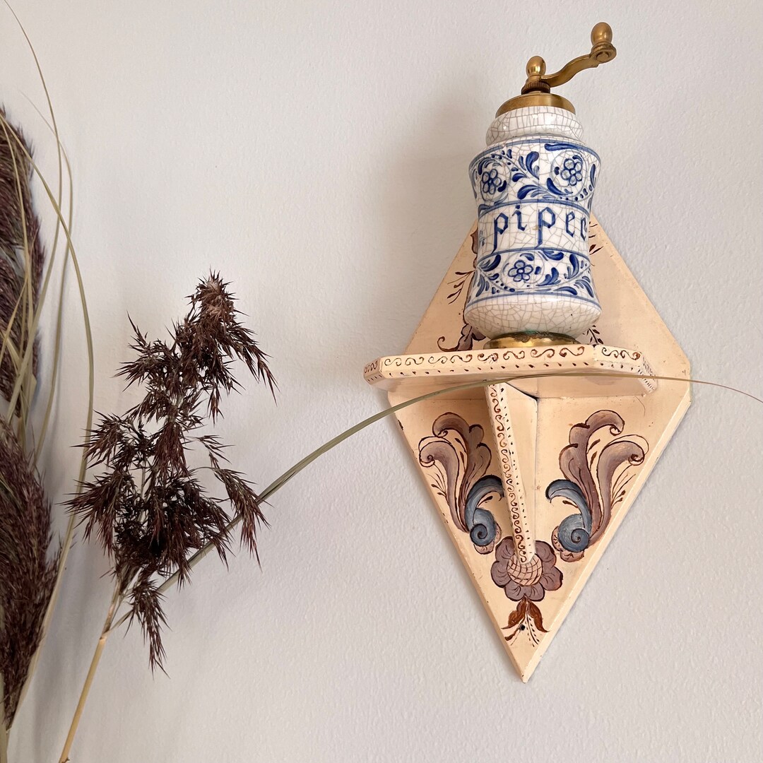 Photo inspiration: Vintage Norwegian Rosemaling Shelf Norwegian Folk Decor Photo Inspiration