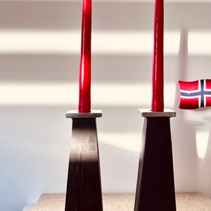 Paar / Schwarze Brutalistische Kerzenhalter aus Metall 2er-Set/Brutalistischer Stil/Norwegisches Metalldesign/Moderne Kerzenhalter/Brutalistisches Industriedekor