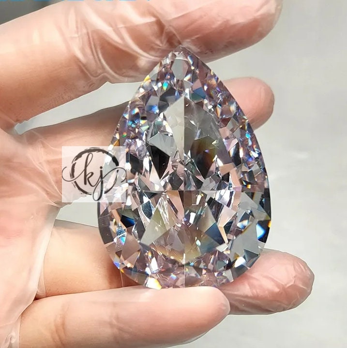 100 to 500 Carat / Excellent Crushed Ice Pear Cut DVVS1 / Premium Quality Lab Diamond for