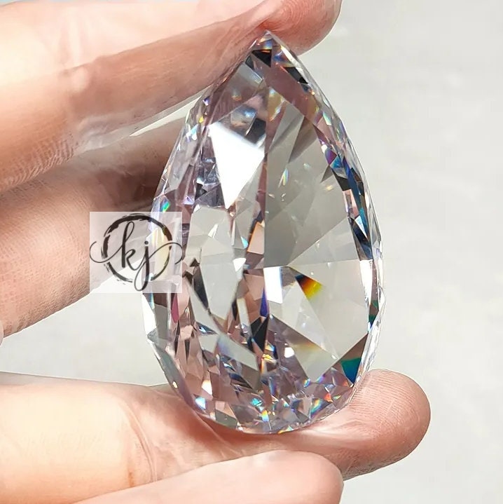 100 to 500 Carat / Excellent Crushed Ice Pear Cut DVVS1 / Premium Quality Lab Diamond for