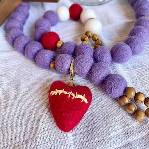 Guirnalda de calendario de Cuaresma hecha a mano: Decoración católica para el altar del hogar