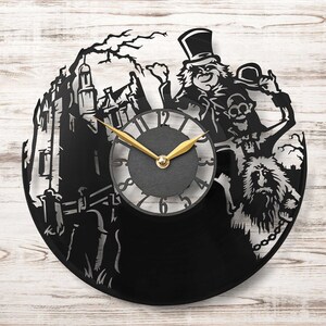 Haunted Mansion Clock, Haunted Mansion Gift, Haunted Mansion Decor - Etsy