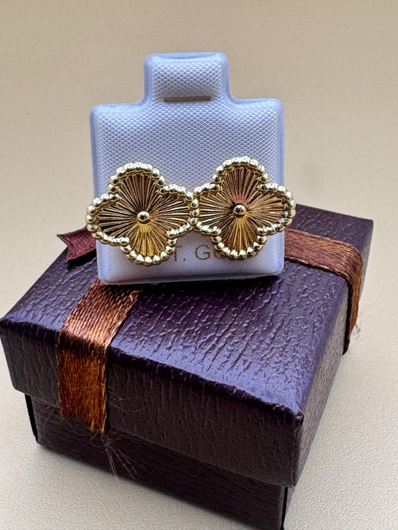 10K Gold Flower Stud Earrings and Screw Back Gold Studs