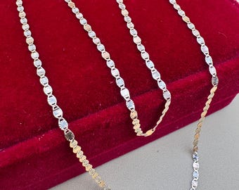 Collar con cadena de disco de oro de 14 quilates con corte de diamante, delicada cadena brillante, minimalista de 2 mm