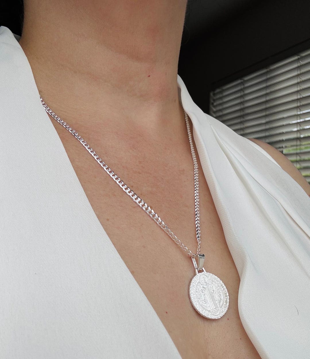 925 Sterling Silver Saint Benedict Necklace 18" Long 28x20mm / 925 Plata ESTERLINA Cadena DE SAN Benito 18" Largo