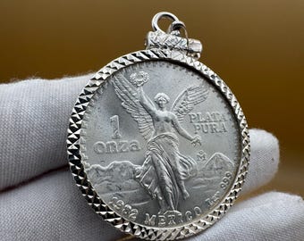Colgante Centenario para hombre en plata 999 diseño del símbolo de la libertad